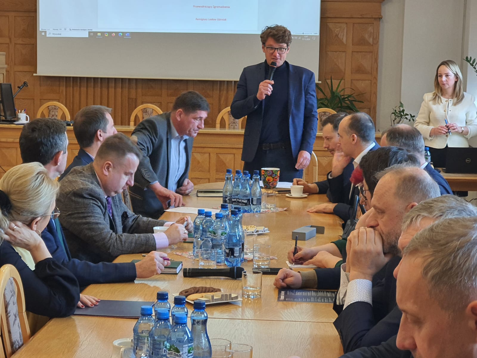 Obrady Powiatowo-gminnego związku transportu publicznego Powiatu Mińskiego Obrady Powiatowo-gminnego związku transportu publicznego Powiatu Mińskiego