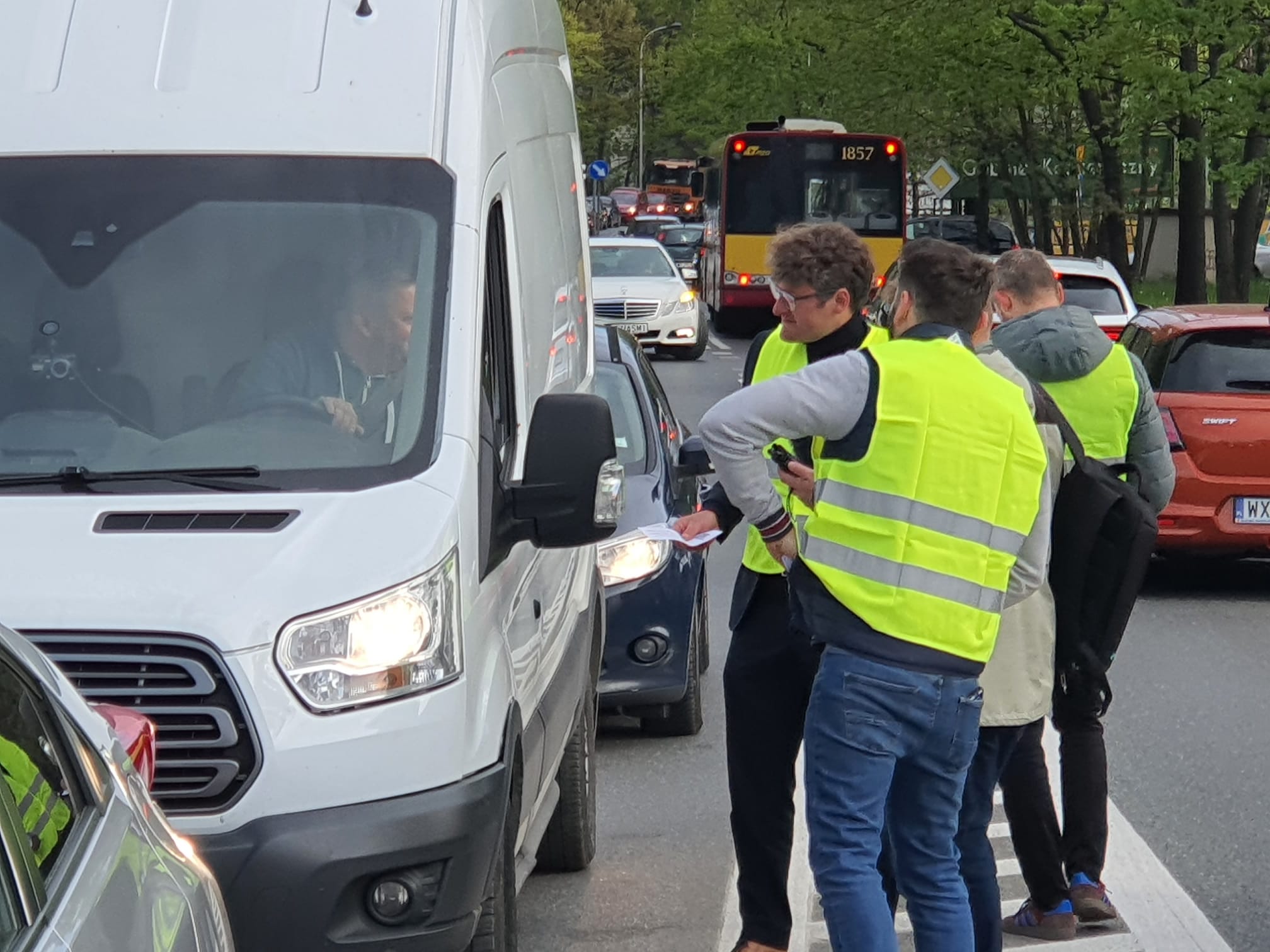 Akcja rozdawania ulotek